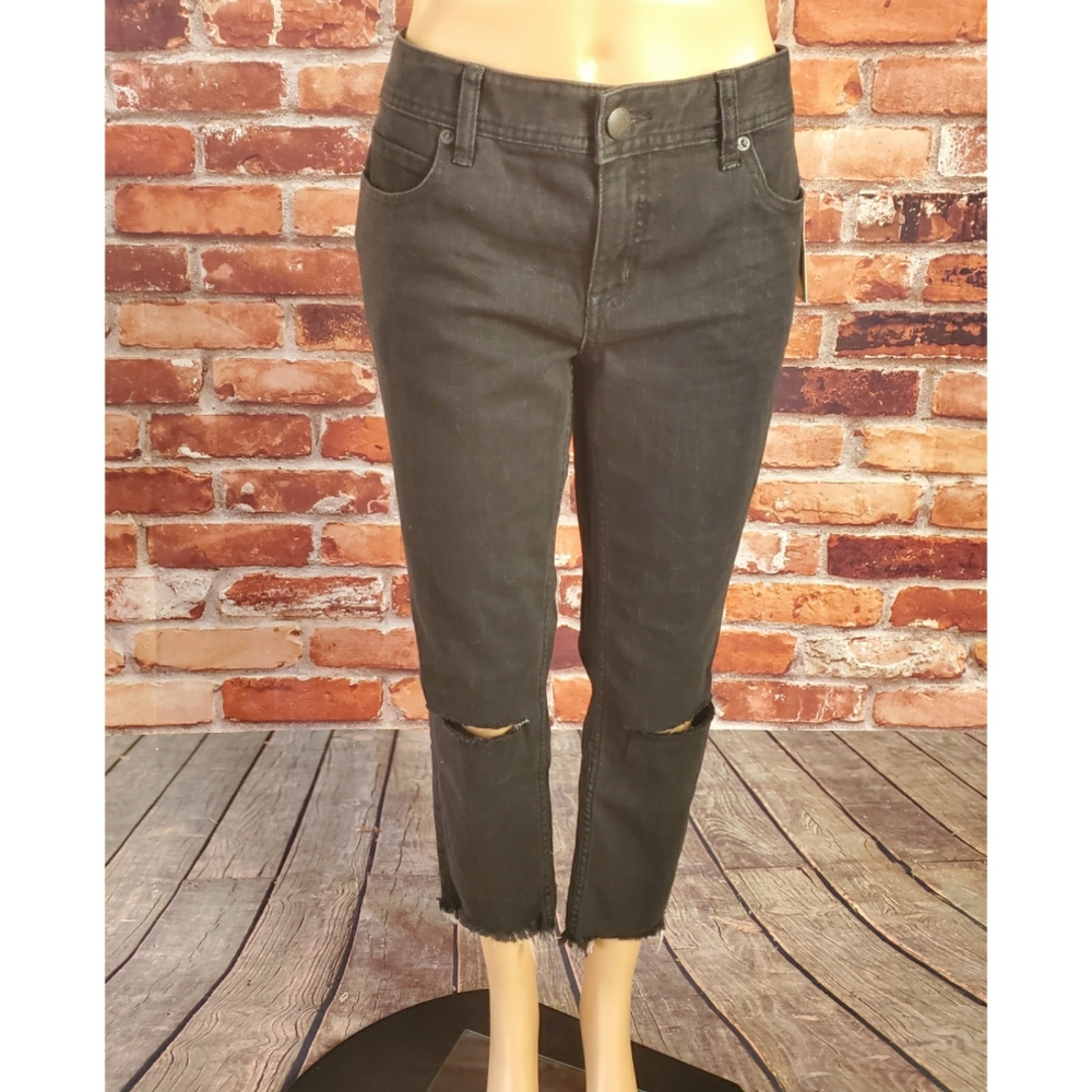 Free People Black Destroyed Jeans Size 28 NWT - Picture 3 of 4